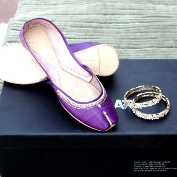 LK-018-Ladies-khussa-traditional-for-women-stitched-mojari-footwear-sandals-shoes-girls-fashion-culture-hand-made-stitched-online-sale-pakistan-pezaarpk-pezaar-heels-flats